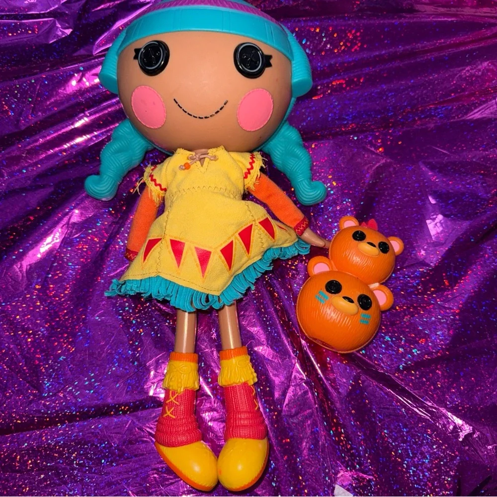 Lalaloopsy Feather Tell a Tale with Pet Swan - Picture 1 of 3
